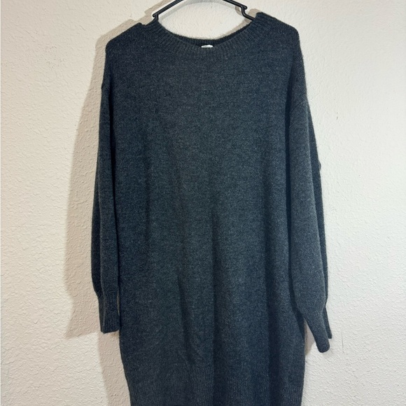 Women's Gray Sweater Dress - Picture 4 of 5